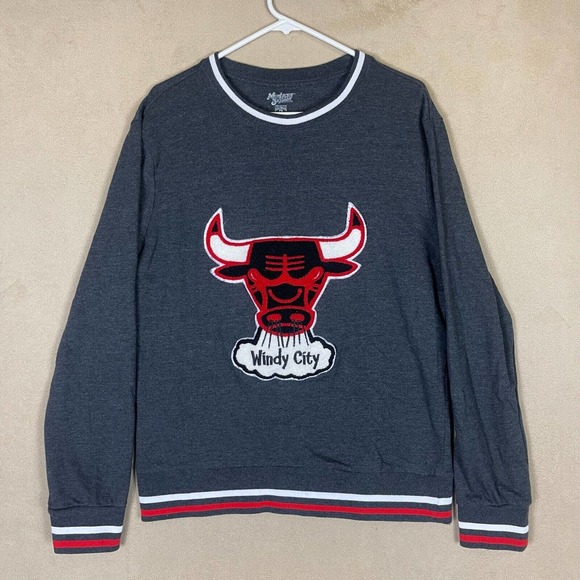Chicago Bulls Windy City Pullover Sweater Mens L Gray Patch Design Logo - Picture 1 of 10